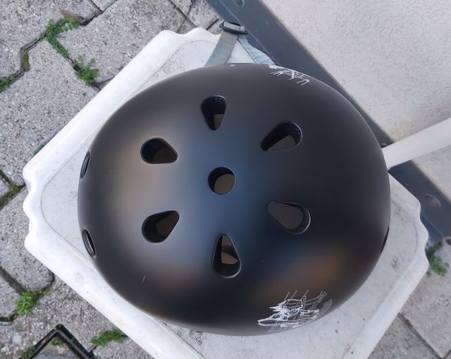 Casco x Roller 58/61 cm.