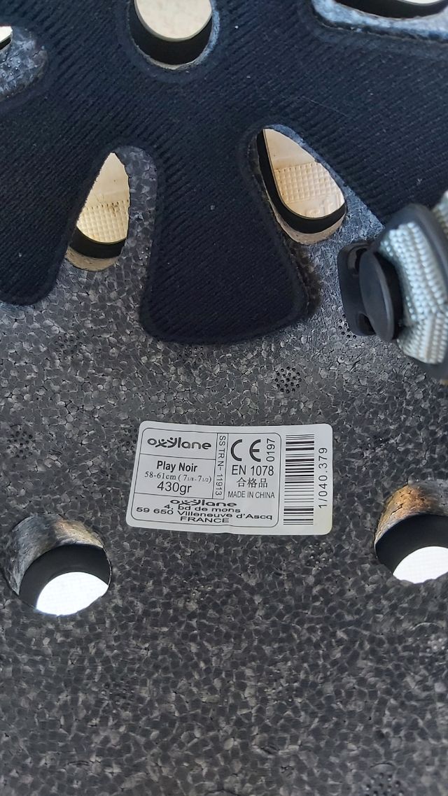 Casco x Roller 58/61 cm.