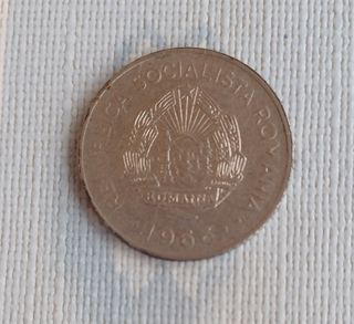 Antiguas monedas de Rumania.