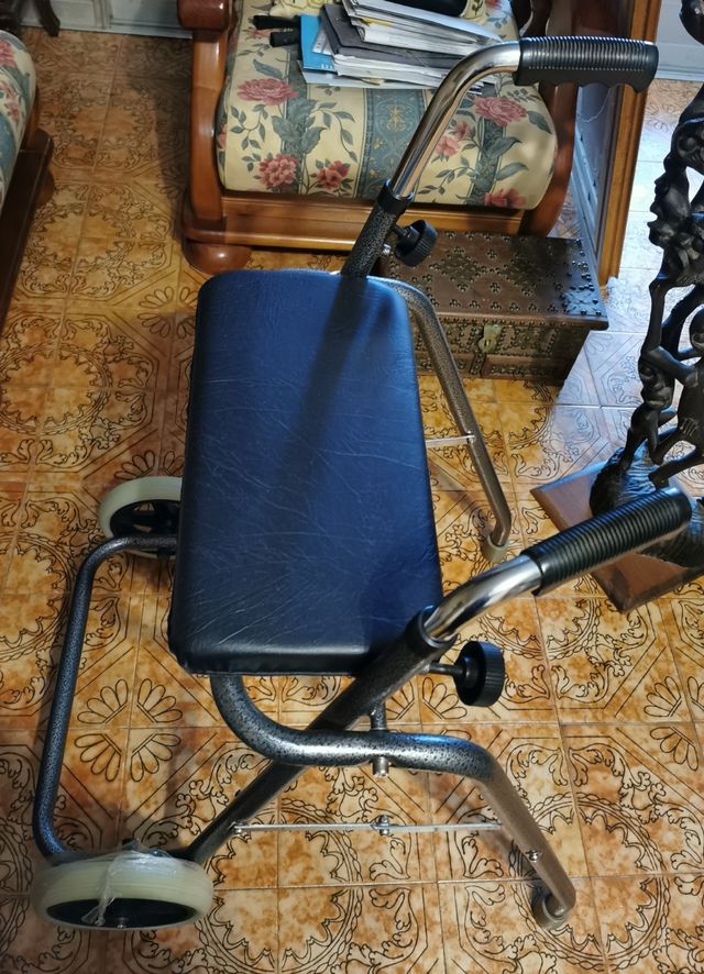 Andador con asiento, ortopedia