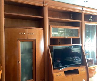 Mueble comedor cerezo, mesa grande y 6 sillas