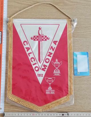 Gagliardetto Calcio Monza 1912,ne ho di molti club