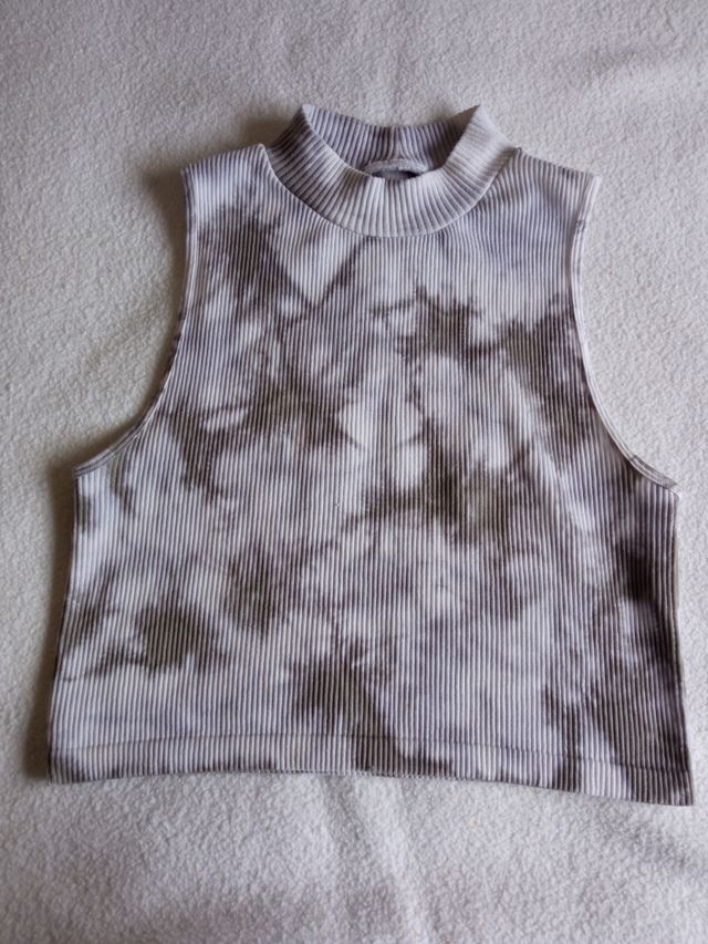 Top sin mangas. Talla M