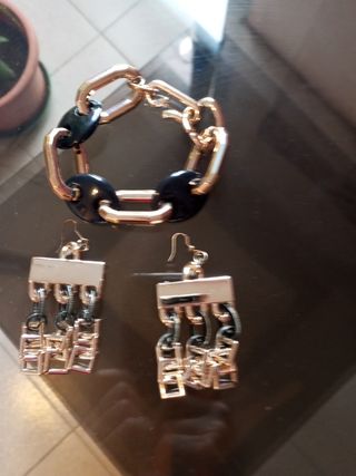 Set bracciale ed orecchini 🖤