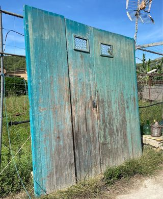 Puerta de madera de norte