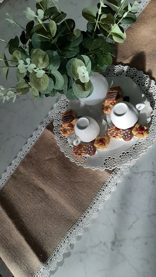 Runner da tavolo boho in juta