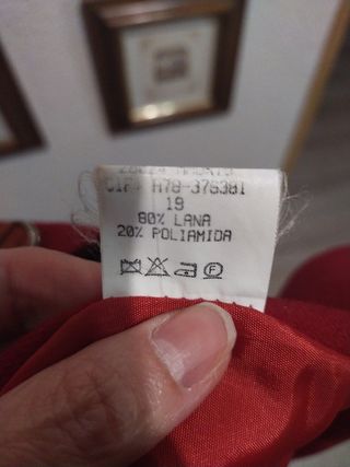 Chaqueta roja lana