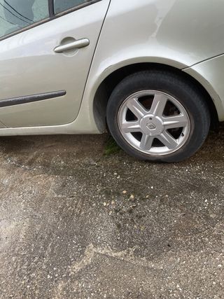 Llantas R Laguna 2 16 pulgadas