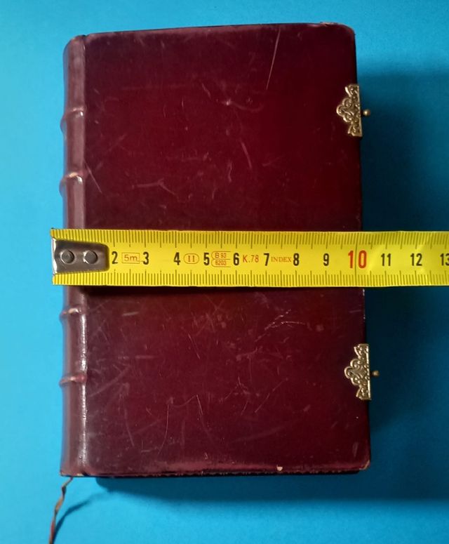 Devocionario antiguo