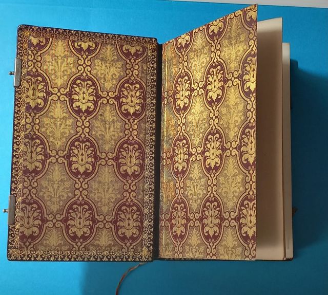 Devocionario antiguo