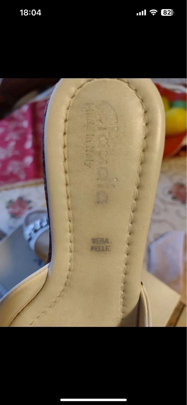 Sandalo sabot bianco con zeppa