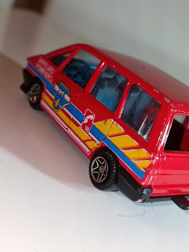 *RENAULT ESPACE 1/43 GUISVAL