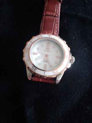 Reloj  marca  marea