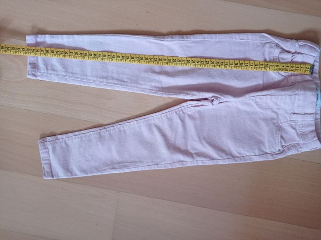 Conjunto niña de Peppa Pig .talla 4-5