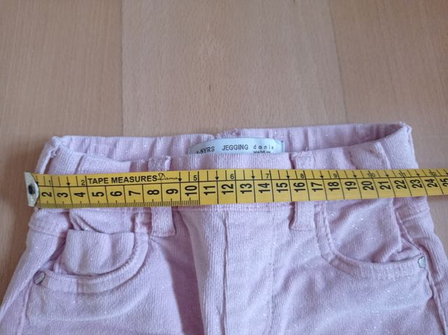 Conjunto niña de Peppa Pig .talla 4-5