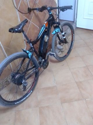Bicicleta eléctrica megamo 29"