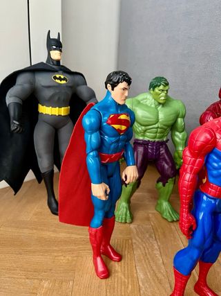 Muñecos Marvel, Star Wars y DC