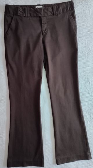 Pantalón acampanado de Lefties