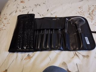Set de brochas y pinceles de maquillaje