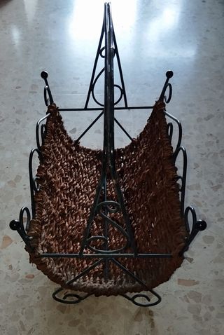 Revistero de forja 