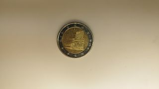 Moneda 2 euros conmemorativa fallo