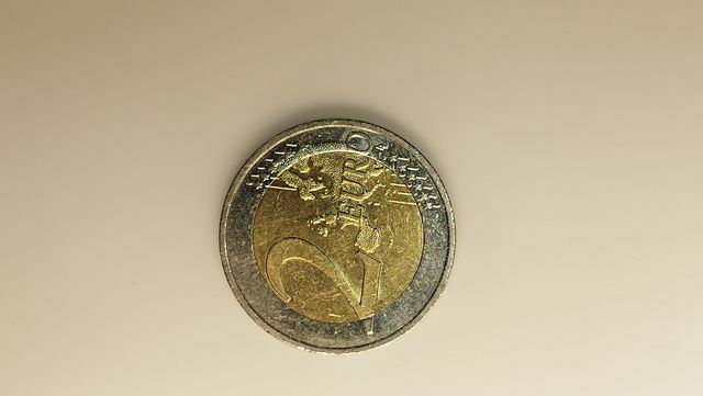 Moneda 2 euros conmemorativa fallo