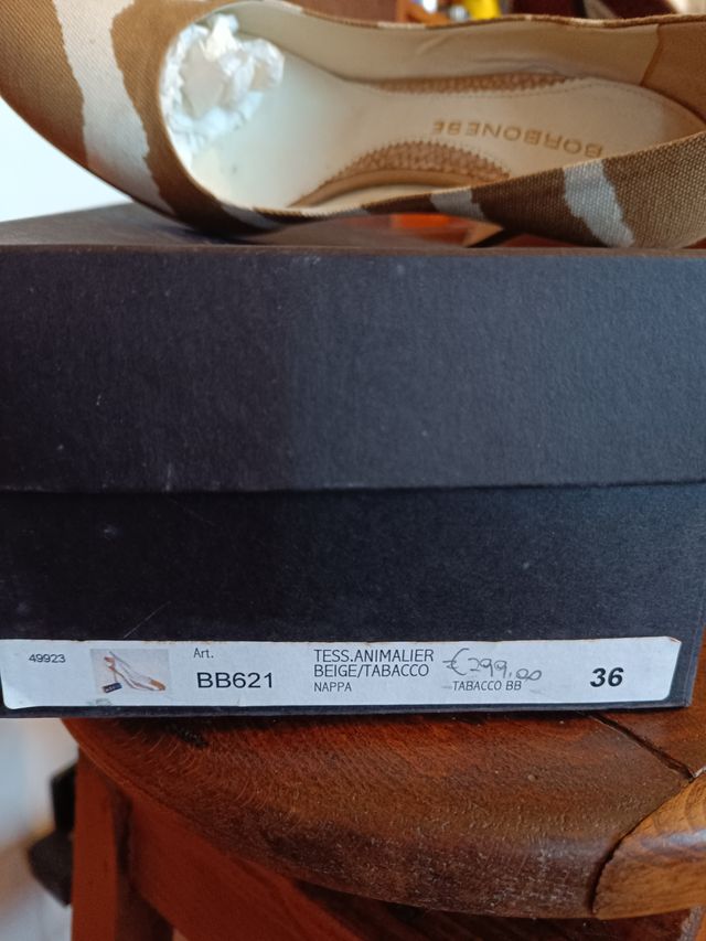 Scarpe Borbonese con tacco