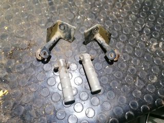 Posapies trasero moto