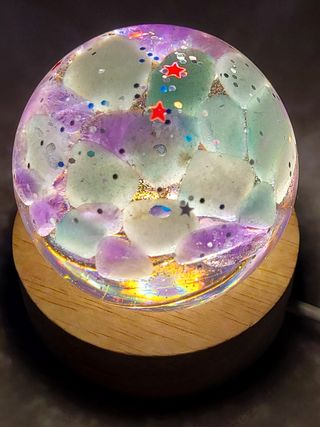 Lampada con pietre naturali