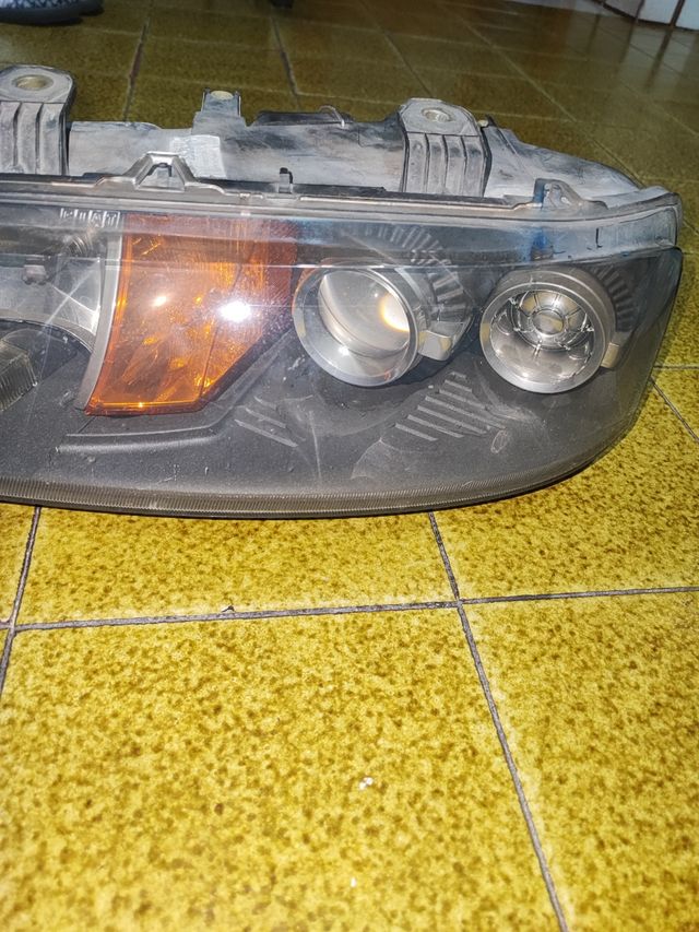 Faro fiat punto 188 sinistro