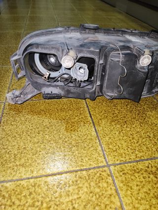 Faro fiat punto 188 sinistro