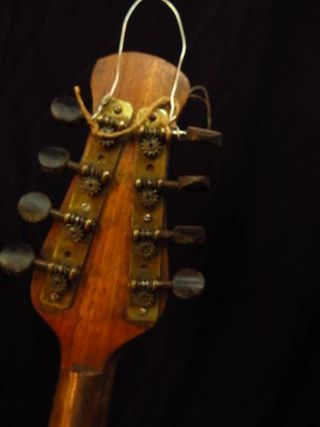 MANDOLINA B/3 /LAÚD/GUITARRA