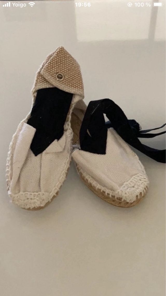 Sin estrenar talla 26 hechas en España.