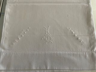 Sabana y almohadon de algodon bordado