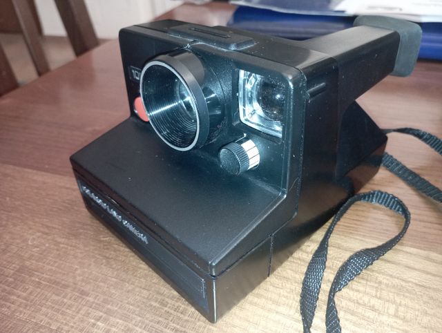 Polaroid 1000 S