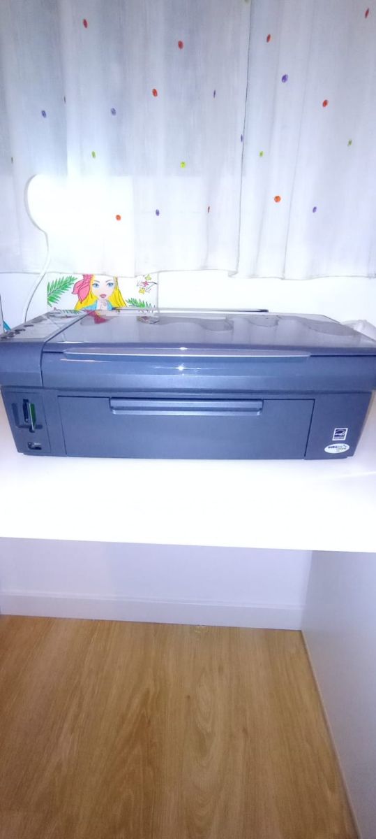 Impresora, escaner EPSON nueva