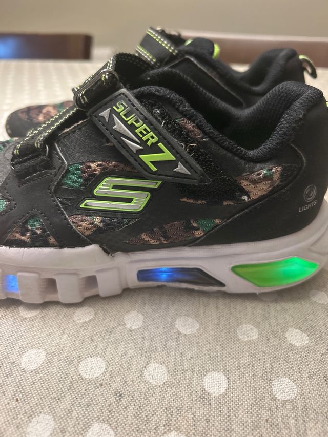 Zapatillas skechers nińo