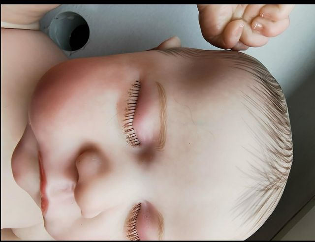 Bambino in silicone rinato