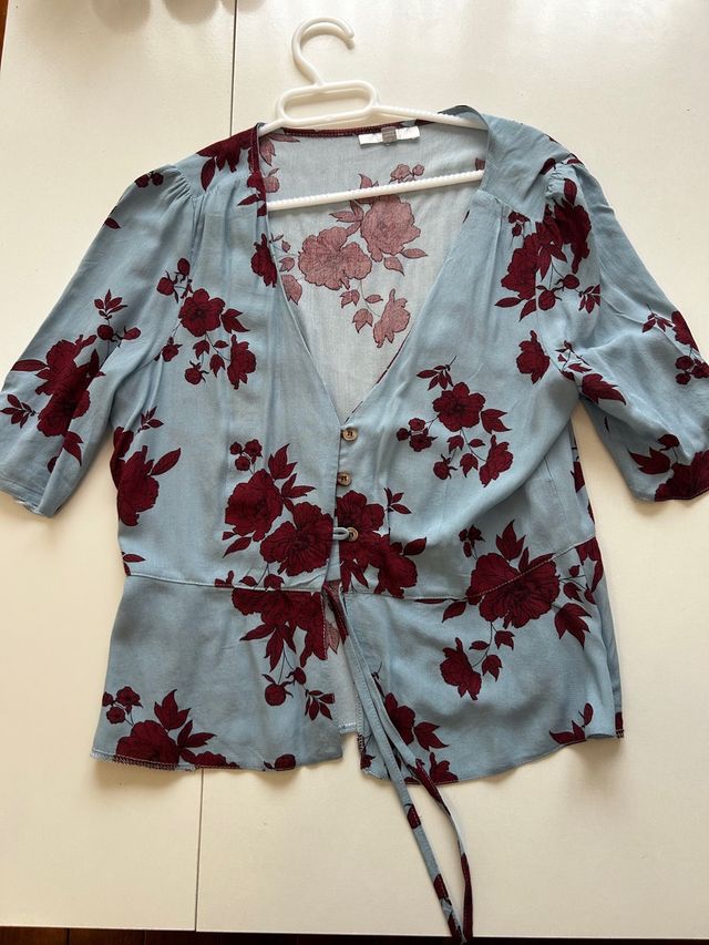 Blusa flores