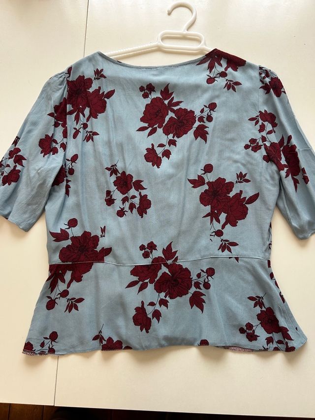 Blusa flores