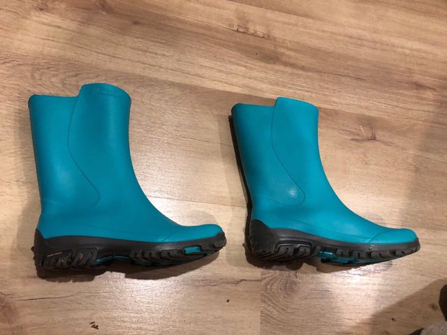 Botas agua dechatlon 33/34