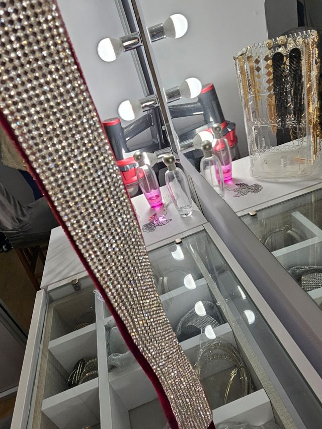 Vestido nuevo más cinturón MEXTON