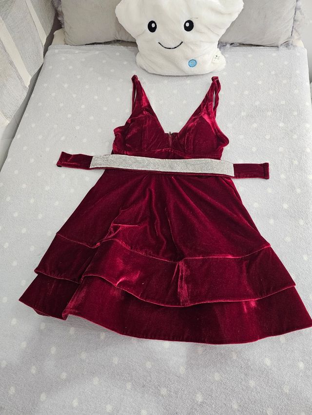 Vestido nuevo más cinturón MEXTON