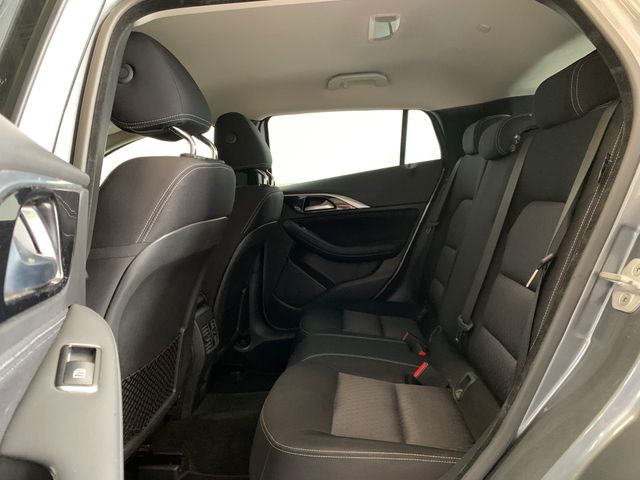 INFINITI Q30 1.5D PREMIUM 5p.