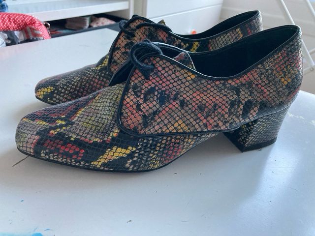 Zapatos de piel de serpiente multicolor Lorena