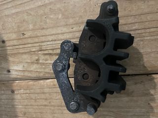 pinza izq delantera suzuki sv650