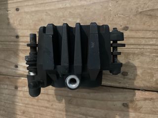 pinza izq delantera suzuki sv650