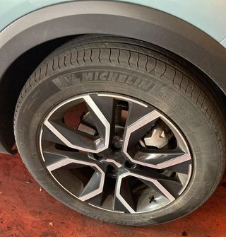 2 Llantas 18''+ 2Neumáticos 195/60R/18, 2 Ruedas.