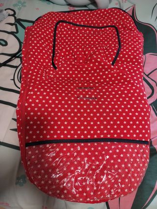 Saco bebé carro de la marca Tuc-Tuc