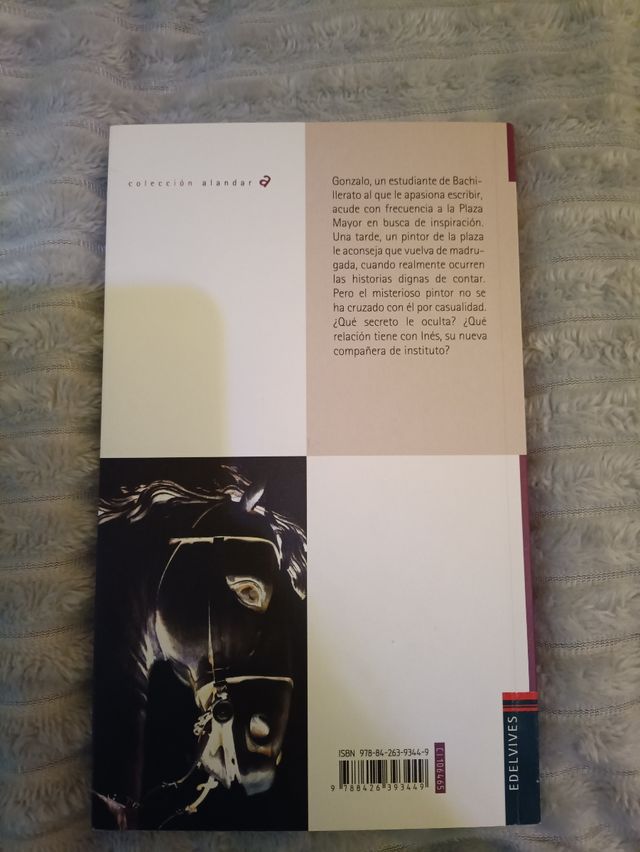 Libro Juvenil sombras de la plaza mayor